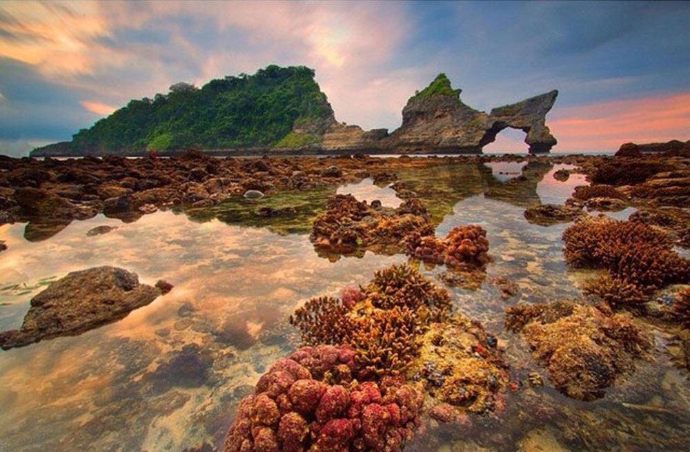Gentari Homestay And Tour Batununggul Exterior foto